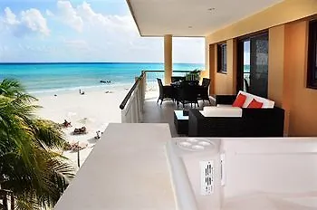 Residencia El Faro Hotel Playa del Carmen 3*,