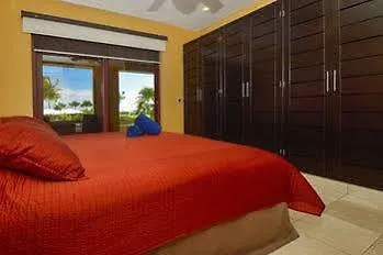 Residencia El Faro Hotel Playa del Carmen 3*,