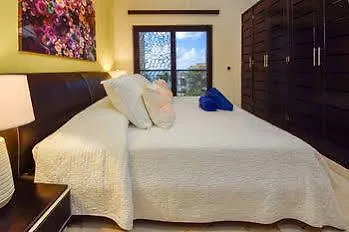 ***  Residencia El Faro Hotel Playa del Carmen Mexico